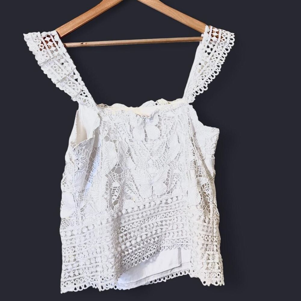 Lilly Pulitzer ‘ Azaria’ White Tank / Blouse With Lace & Butterfly details